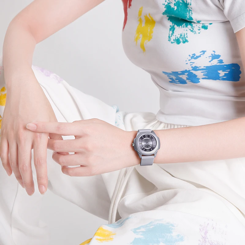 NAVIFORCE 7107 Watch for Women – Silicone Band Women Bewertung und Preis